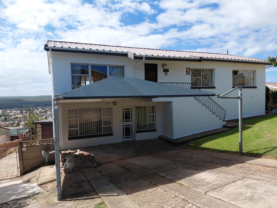 4 Bedroom Property for Sale in Heuwelkruin Eastern Cape
